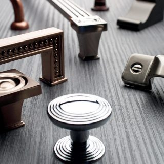 Cabinet Hardware - Pulls and Knobs