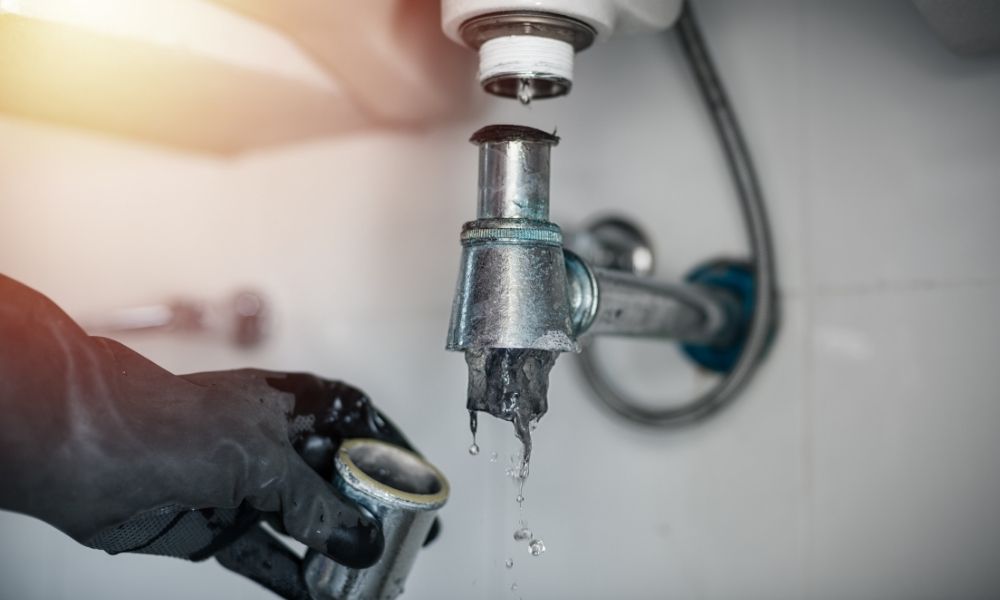 5 Tell-Tale Signs You Need to Replace Your Plumbing