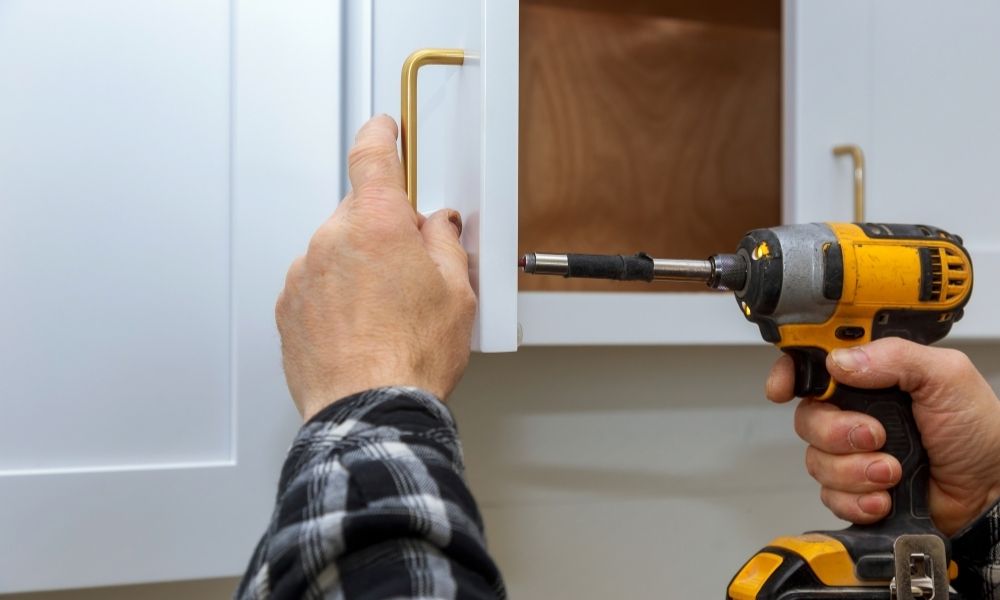 3 Benefits of Upgrading Your Cabinet Knobs