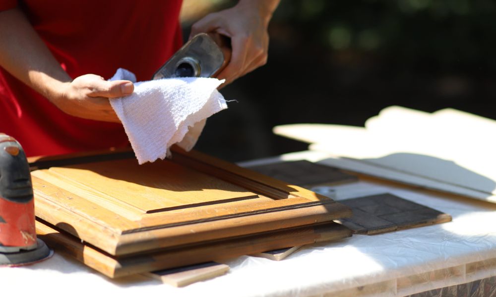 5 Tips for Successfully Restaining Kitchen Cabinets